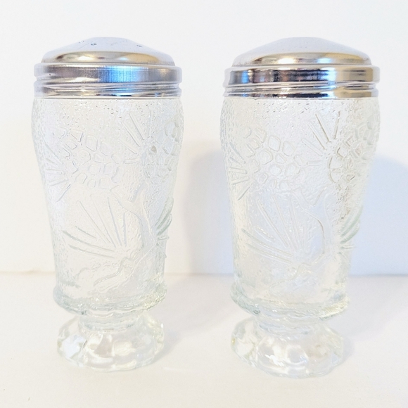 Tiara Kitchen Vtg Tiara Ponderosa Pine Needle Pinecone Salt Pepper Clear Glass Shakers Set